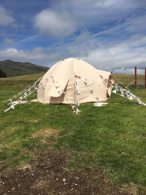 Sterlochy Dome Hotel ล็อคคาร์รอน ภายนอก รูปภาพ